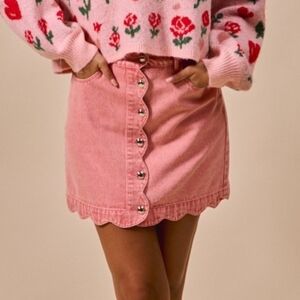 SO ME Scallop Edge Denim Mini Skirt – Vintage Wash Retro Jean Skirt